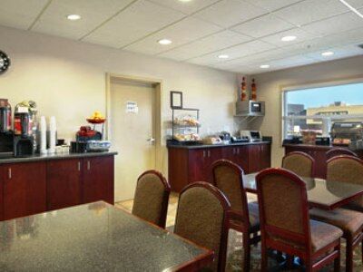 Motel Super 8 By Wyndham Centre Red Deer