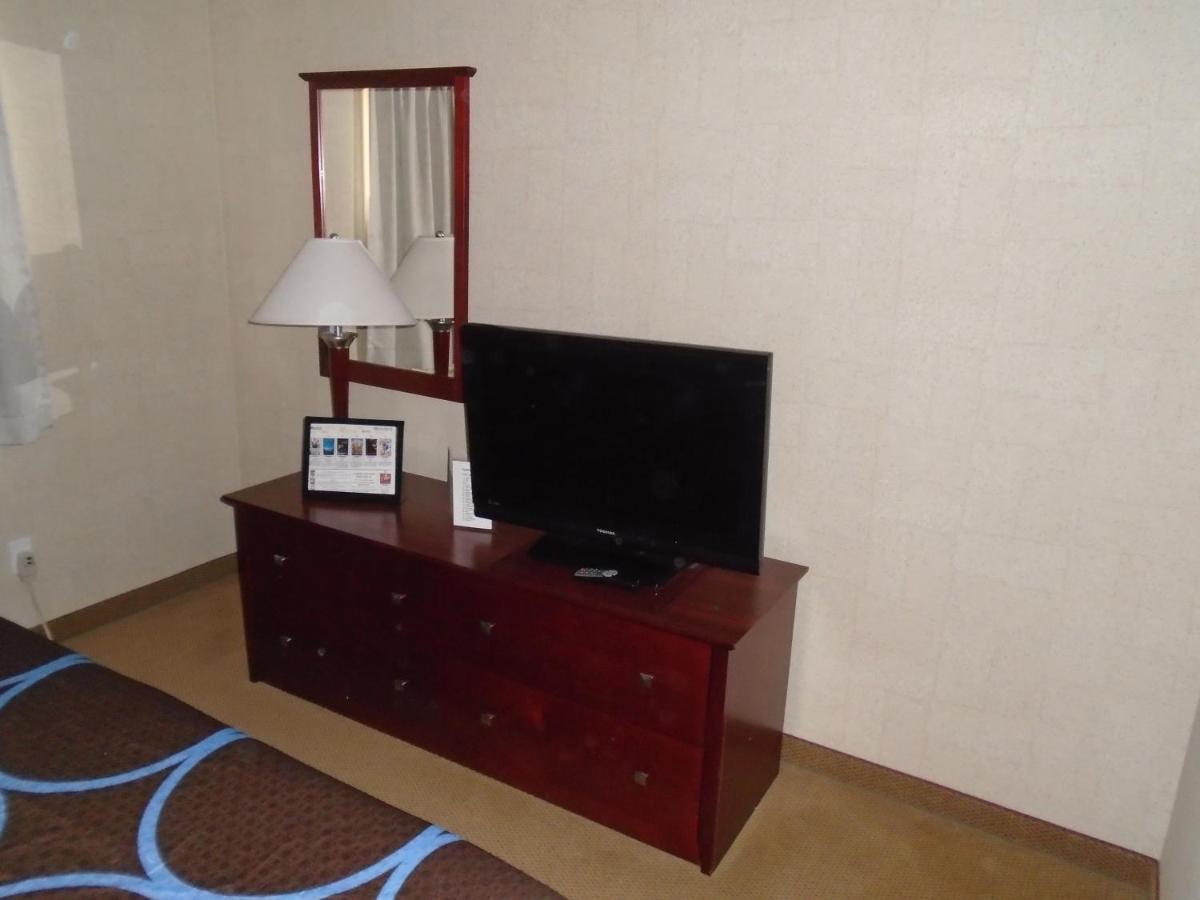 Super 8 By Wyndham Centre Motel 2*
